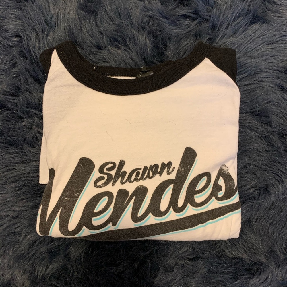 SHAWN MENDES TOUR BASEBALL TEE